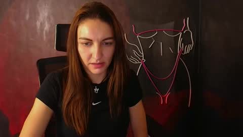 Nora online show from 10-09-25, 07:12