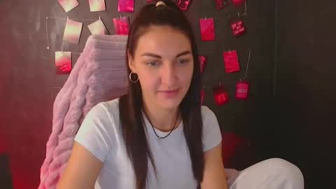 Nora online show from 11-11-25, 07:30