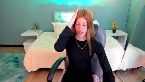 Snapshot of nora_vennucci chatting on 01-09-26, 07:59 Nora online show from 01-09-26, 07:59