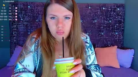 Nora online show from 02-10-25, 02:19