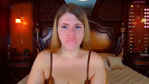 Nora online show from 06-11-26, 11:47