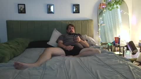 Snapshot of noreaster27 chatting on 07-27-26, 12:06 florida couple online show from 07-27-26, 12:06