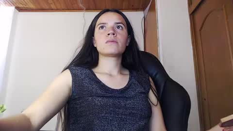 noreen_ online show from 04-16-26, 05:36