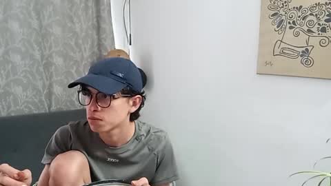 Snapshot of norehg__ chatting on 10-21-25, 09:15 Norehg online show from 10-21-25, 09:15