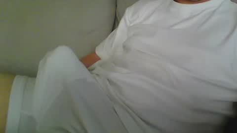 Snapshot of normal_88 chatting on 06-08-26, 03:23 normal_88 online show from 06-08-26, 03:23