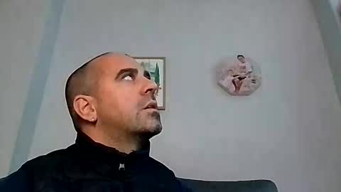 NORMALITO online show from 02-05-26, 04:33