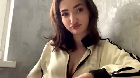 Rina online show from 12-04-25, 12:14