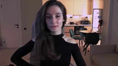 Hazel online show from 09-14-25, 01:43