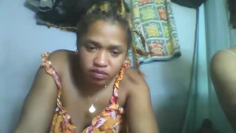 Snapshot of nosminah01 chatting on 09-14-25, 08:19 nosminah01 online show from 09-14-25, 08:19