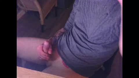 nostrezzzcum online show from 11-07-25, 05:51