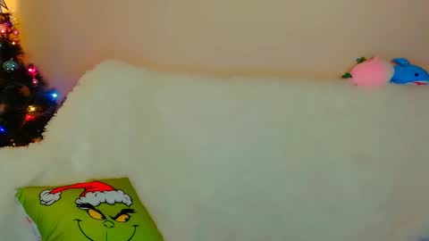 Snapshot of not_nakedcat chatting on 12-23-24, 11:49 hi glad to chat online show from 12-23-24, 11:49
