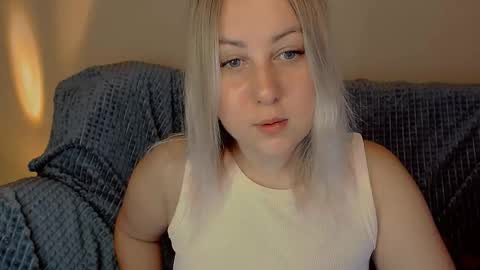 Snapshot of not_nakedcat chatting on 09-12-25, 02:55 hi glad to chat online show from 09-12-25, 02:55
