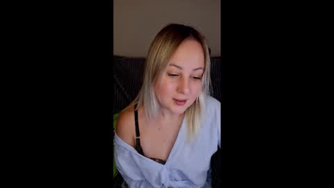 Snapshot of not_nakedcat chatting on 09-27-25, 05:56 hi glad to chat online show from 09-27-25, 05:56