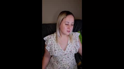 Snapshot of not_nakedcat chatting on 10-02-25, 02:57 hi glad to chat online show from 10-02-25, 02:57