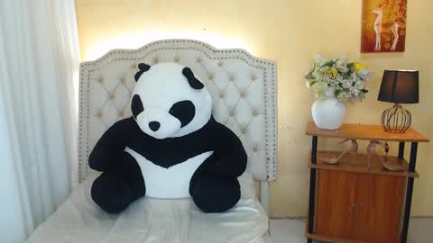 Kyline online show from 01-12-25, 03:07