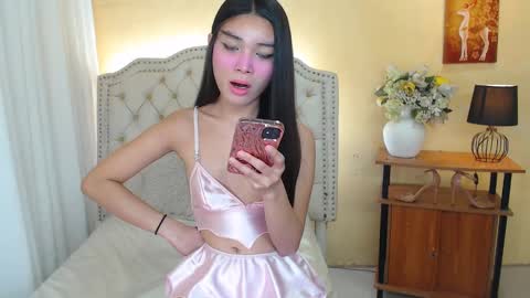 Kyline online show from 01-16-25, 06:03