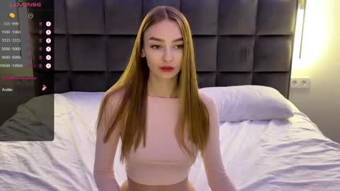 Goldie online show from 02-17-25, 07:31