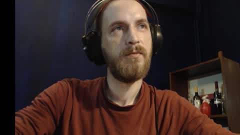 Funny online show from 10-21-25, 08:37