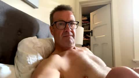 Nottsaust online show from 10-23-25, 12:21