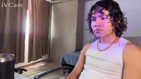 Snapshot of nova740338 chatting on 11-17-25, 06:14 Nova online show from 11-17-25, 06:14