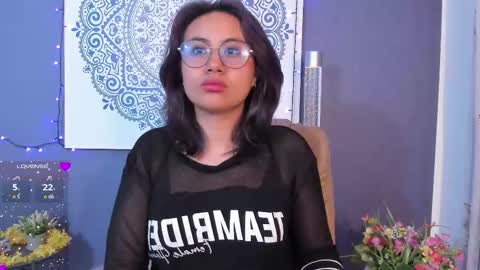     n o v a    online show from 09-24-25, 11:30