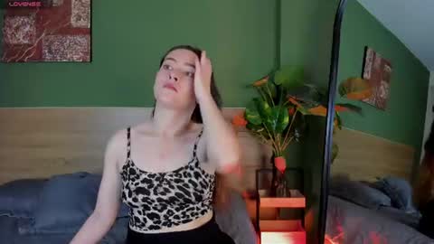 nova_grey__ online show from 06-29-26, 02:28