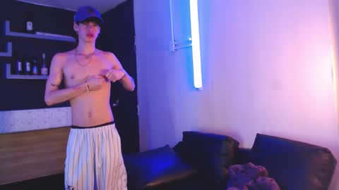 Nova Salvatore online show from 01-06-26, 04:05