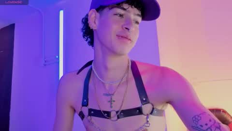 Nova Salvatore online show from 02-26-26, 05:06