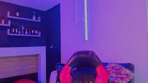 Nova Salvatore online show from 04-29-26, 04:05