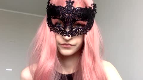 Snapshot of novacute chatting on 03-28-26, 09:20 Nova online show from 03-28-26, 09:20