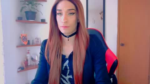 Snapshot of novanyx11 chatting on 06-04-26, 10:05 Nova... online show from 06-04-26, 10:05