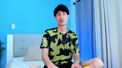 Snapshot of novawheeler chatting on 01-10-25, 12:36 Nova online show from 01-10-25, 12:36