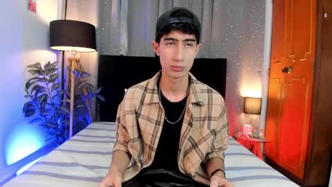 Snapshot of novawheeler chatting on 02-06-25, 04:42 Nova online show from 02-06-25, 04:42