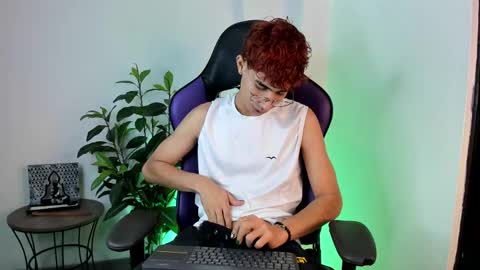 Snapshot of novawheeler chatting on 02-25-25, 04:46 Nova online show from 02-25-25, 04:46