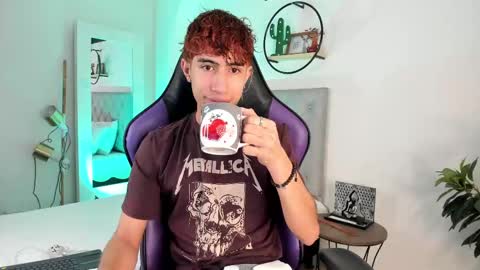 Snapshot of novawheeler chatting on 03-01-25, 04:37 Nova online show from 03-01-25, 04:37