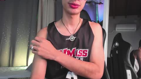 Snapshot of novawheeler chatting on 09-12-25, 10:10 Nova online show from 09-12-25, 10:10