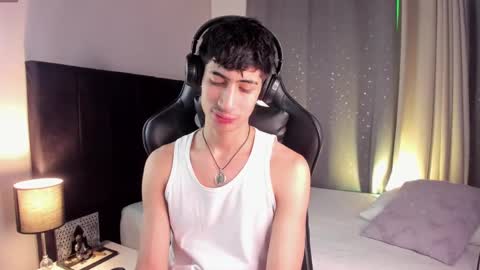 Snapshot of novawheeler chatting on 09-13-25, 12:49 Nova online show from 09-13-25, 12:49