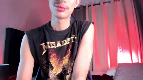 Snapshot of novawheeler chatting on 10-04-25, 07:12 Nova online show from 10-04-25, 07:12