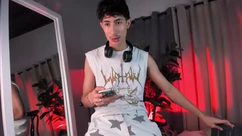 Snapshot of novawheeler chatting on 10-13-25, 08:31 Nova online show from 10-13-25, 08:31