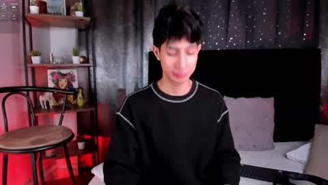 Snapshot of novawheeler chatting on 10-26-25, 02:45 Nova online show from 10-26-25, 02:45