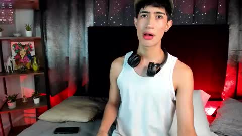 Snapshot of novawheeler chatting on 10-27-25, 06:56 Nova online show from 10-27-25, 06:56