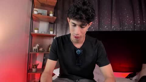 Snapshot of novawheeler chatting on 11-16-25, 07:41 Nova online show from 11-16-25, 07:41