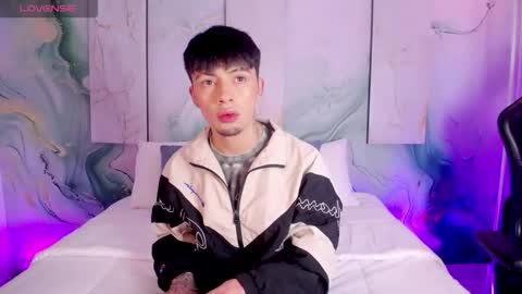 Stev  online show from 03-18-26, 03:42