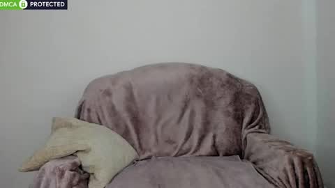 Snapshot of now_elly chatting on 03-07-25, 10:13 Nowelly online show from 03-07-25, 10:13