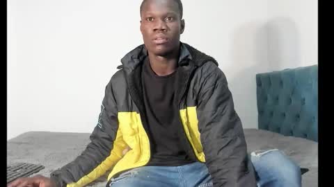 Snapshot of nreus chatting on 10-06-25, 09:29 nreus online show from 10-06-25, 09:29