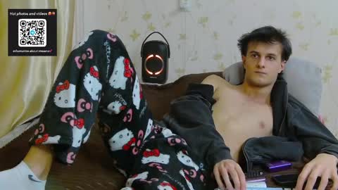 Snapshot of nuar_x chatting on 03-07-26, 05:43 Nuar X online show from 03-07-26, 05:43