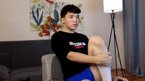 Maks online show from 11-04-25, 07:18