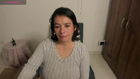 nuit_rose online show from 04-29-26, 01:43