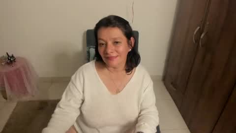 nuit_rose online show from 07-06-26, 04:31