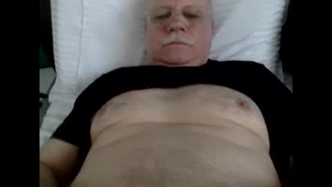 nukiss online show from 04-22-26, 01:45